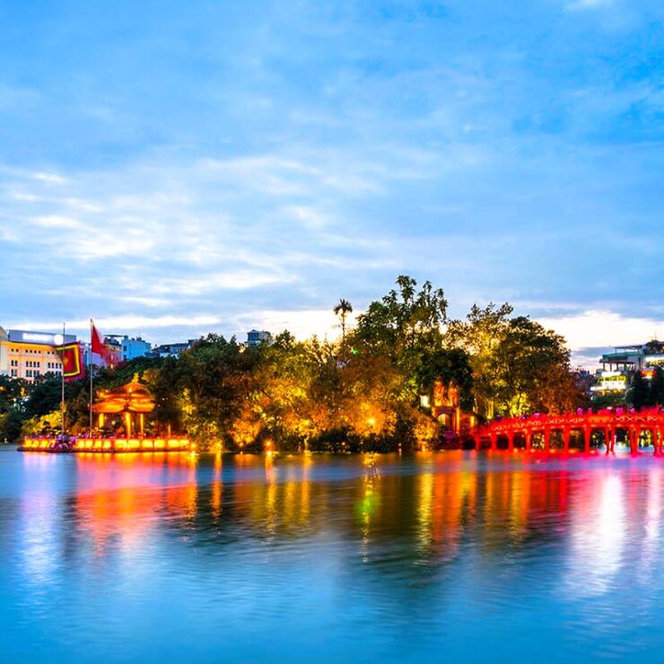 五月午睡步道：还剑湖和玉山寺指南